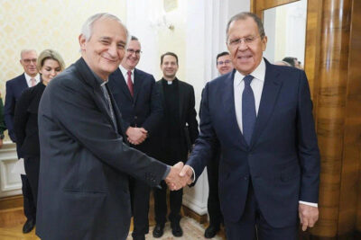 Zuppi Lavrov Russia Ucraina Vaticano