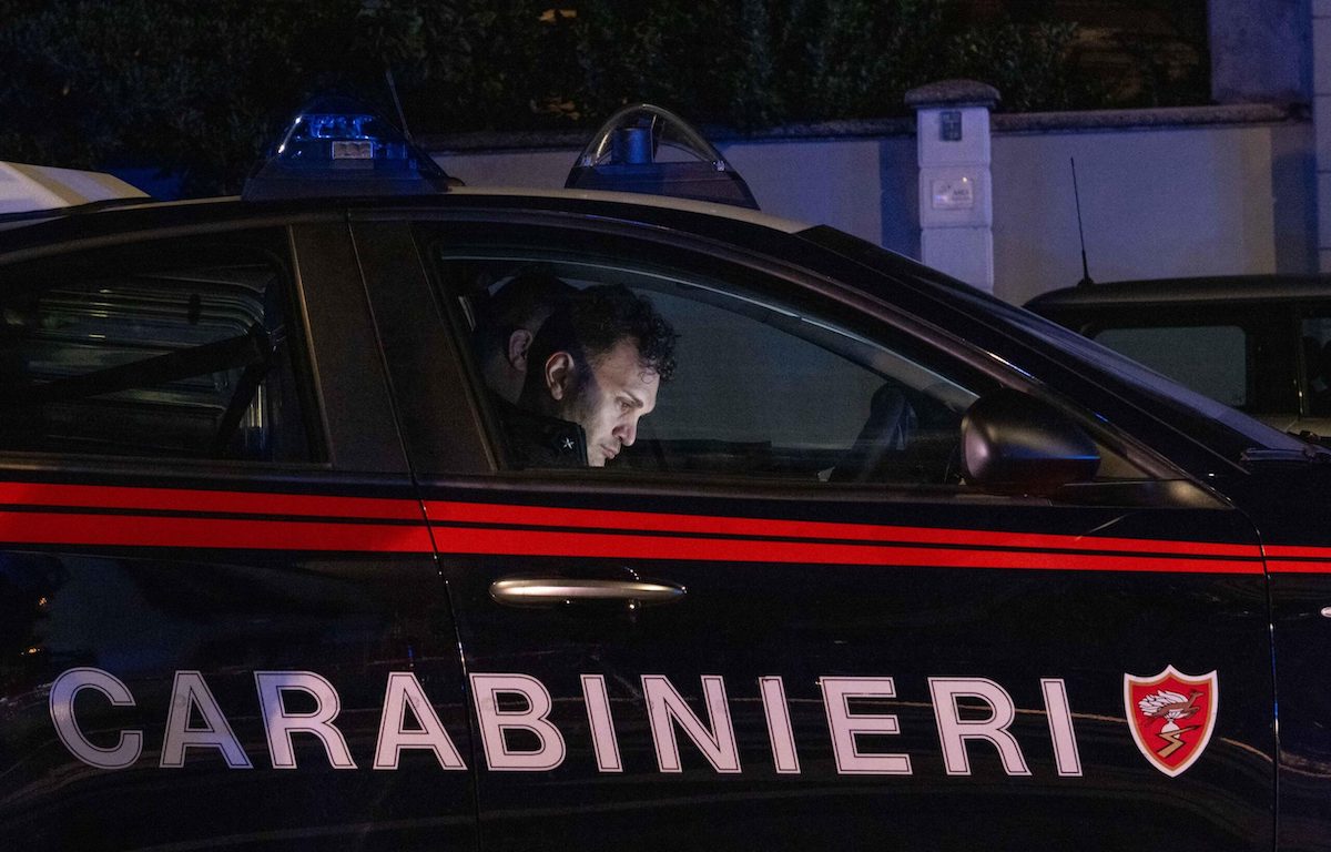 bolzano 14enne aggredita violenza sessuale fermata bus revoca permesso di soggiorno