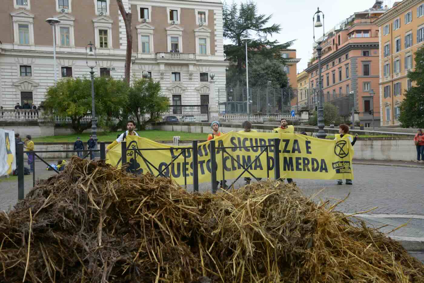 letame roma extinction rebellion ministero interno