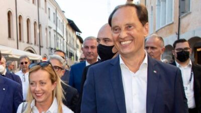 luca ciriani giorgia meloni fiamma simbolo movimento sociale fratelli d'italia