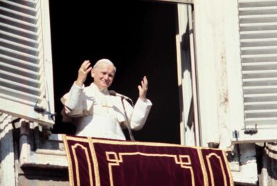 papa giovanni paolo II Wojtyła brillo tornare a casa