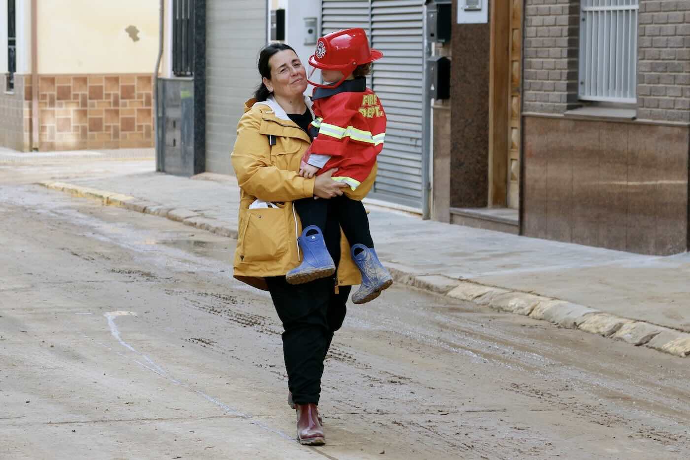 spagna congedo climatico alluvioni valencia