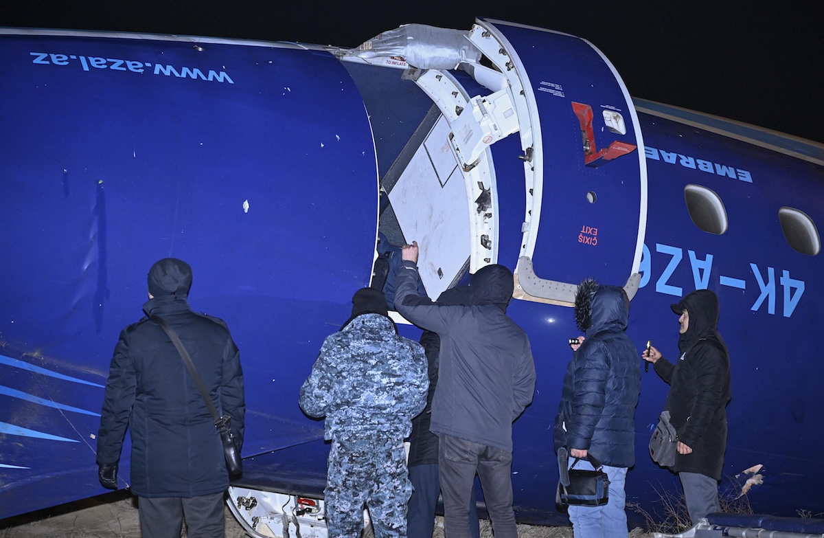 Aereo Azerbaijan Airlines Russia missile Kazakistan