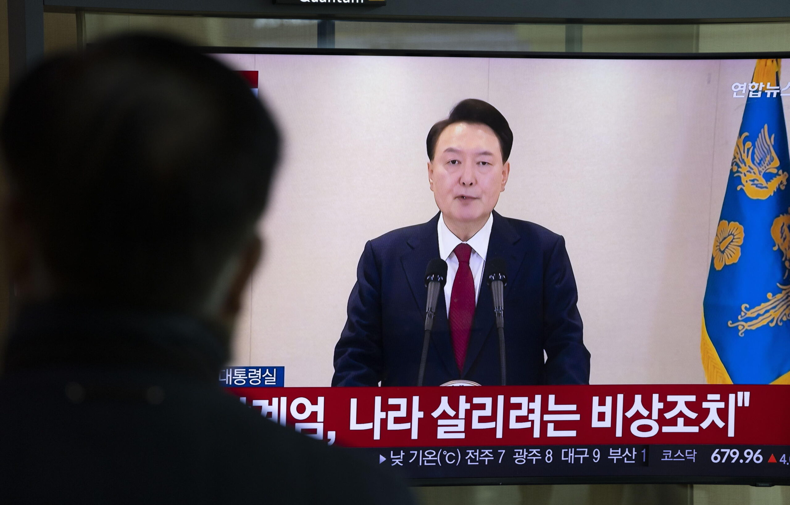 Corea del Sud, il presidente Yoon difende la legge marziale e attacca «Il Parlamento è un mostro che distrugge la democrazia»