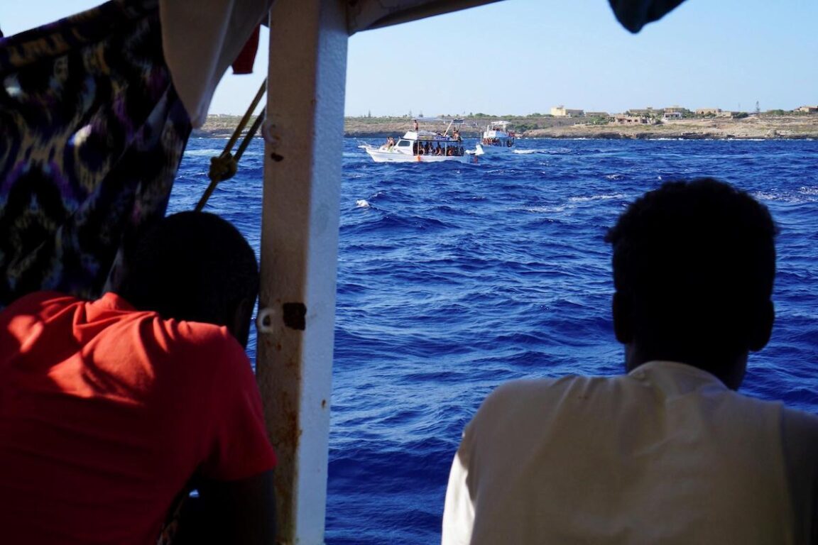 Migranti barca nave Open Arms Lampedusa ministro Salvini