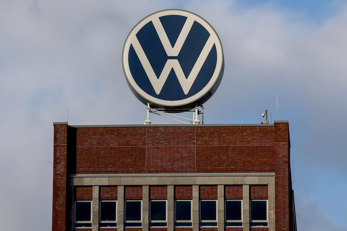 volkswagen scontro azienda sindacati