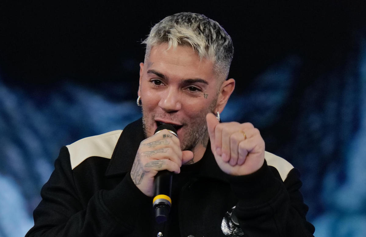 emis killa ritiro sanremo 2025 annuncio instagram