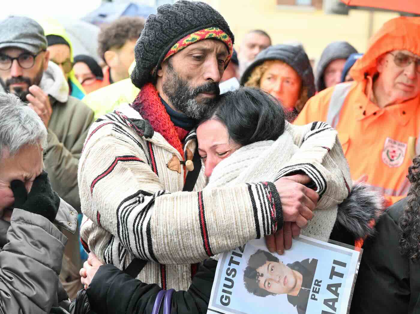 omicidio maati indagati campi bisenzio