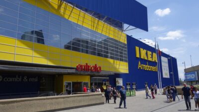 ikea porta di roma chiude ristrutturazione svendita date