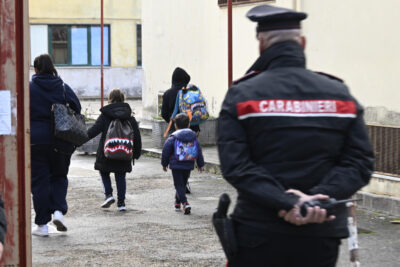 scuola castellammare prof arrestata nega abusi