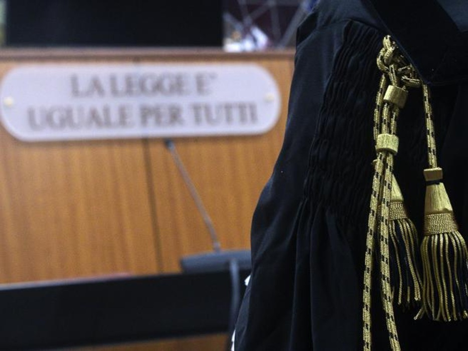 tribunale padre risarcimento figlia affetto cure