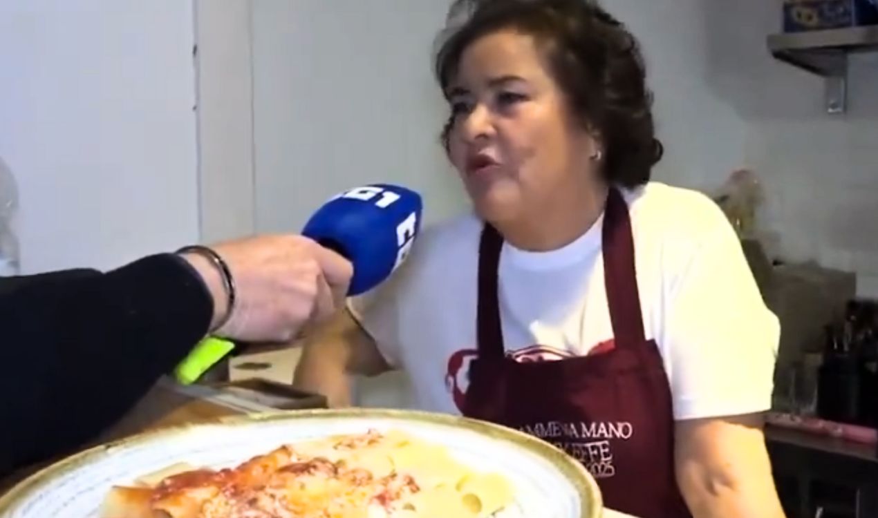 Sanremo 2025, la madre di Tony Effe cucina la Amatriciana: «Sono qui per tutti i ragazzi» – Il video