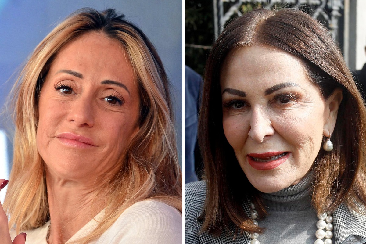 Daniela Santanchè e il gelo alla direzione nazionale di Fratelli d’Italia. Arianna Meloni: «È già andata via? Ah, non me ne sono accorta. ..»