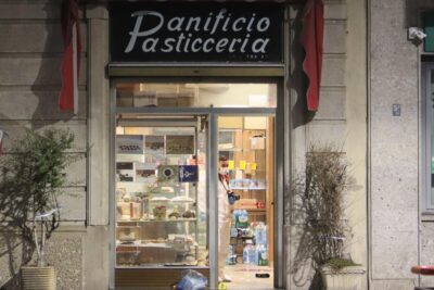 milano omicidio panetteria interrogatorio