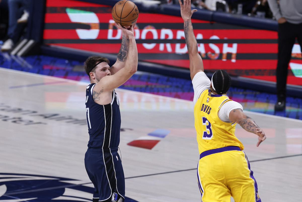 https://static.open.online/wp-content/uploads/2025/02/nba-luka-doncic-dallas-mavericks-anthony-davis-lebron-james-.jpeg