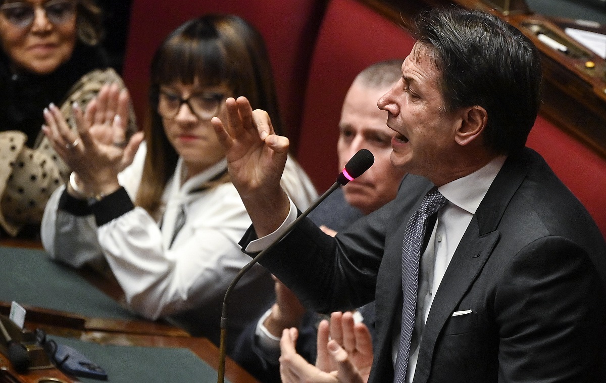 Caso Salerno, Meloni: «La gestione dei flussi migratori terreno fertile per crimini». Conte: «Pensi che noi italiani siamo idioti?»