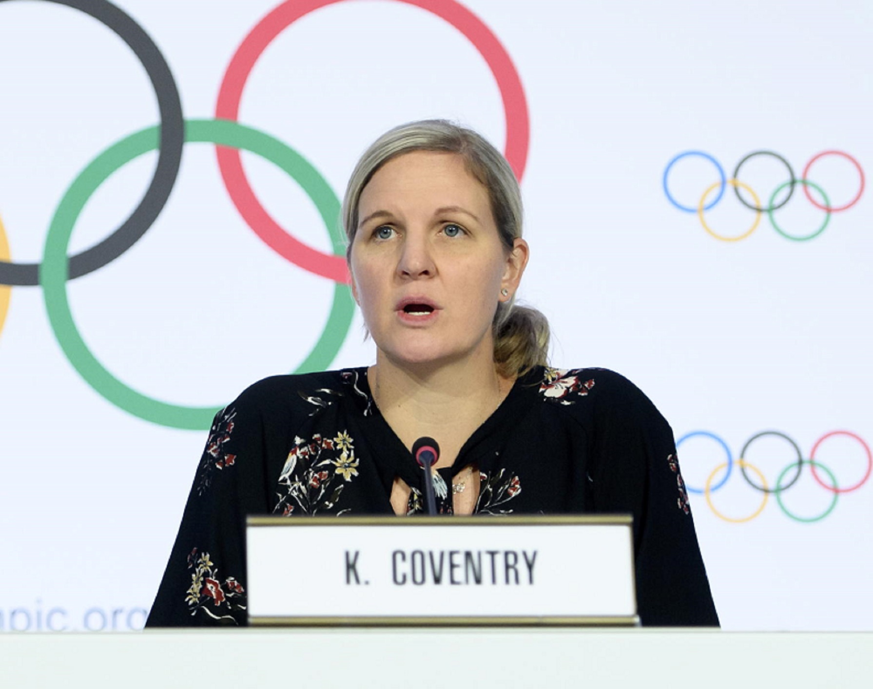 Kirsty Coventry diventa la prima presidente donna del Cio: «Oggi i soffitti di cristallo sono stati infranti»