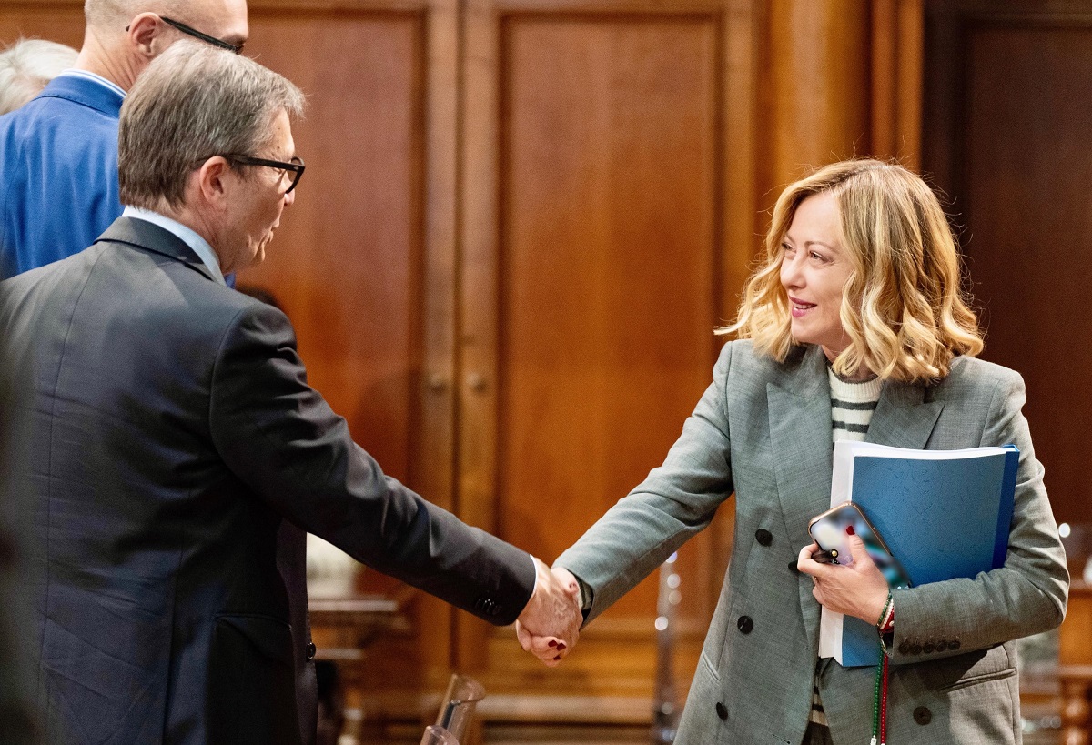 Incontro tra governo e Anm, Meloni: «Nessun passo indietro, ma faccia a faccia proficuo»