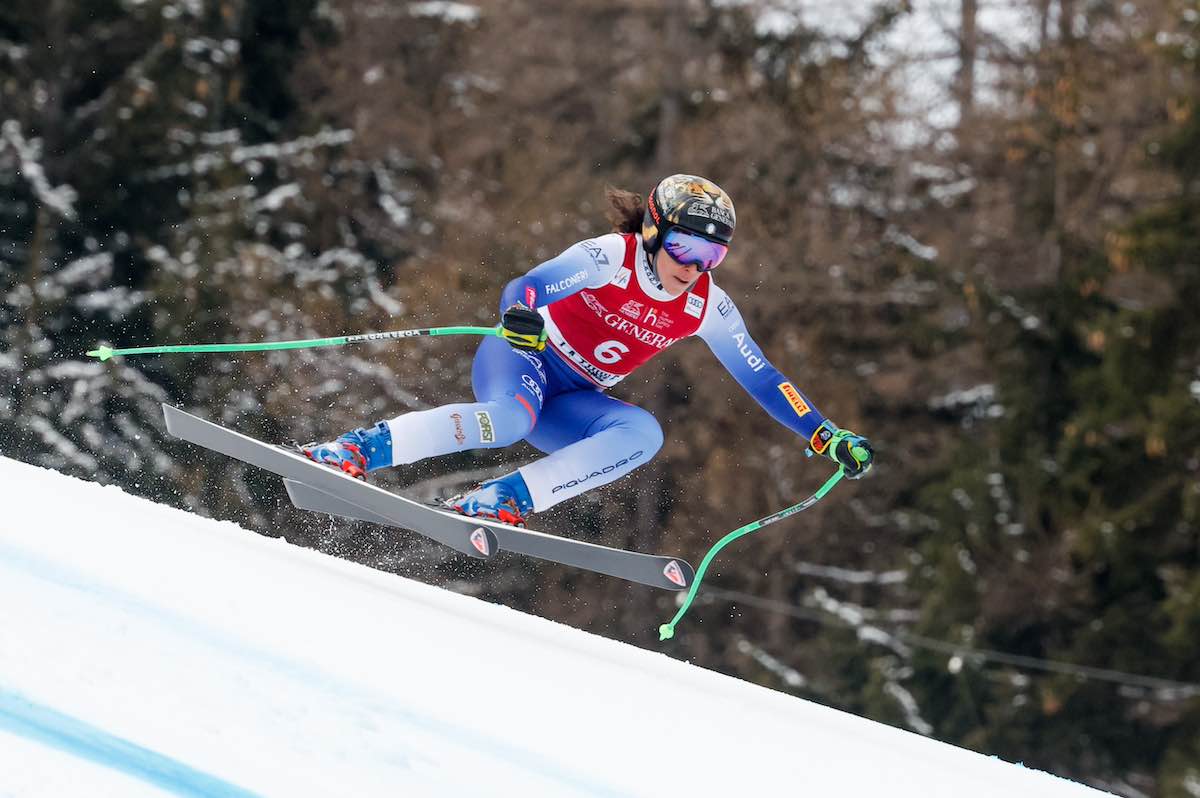 Federica Brignone trionfa a La Thuile davanti a Goggia: «Giornata fantastica». Ora la Coppa del mondo è a un passo