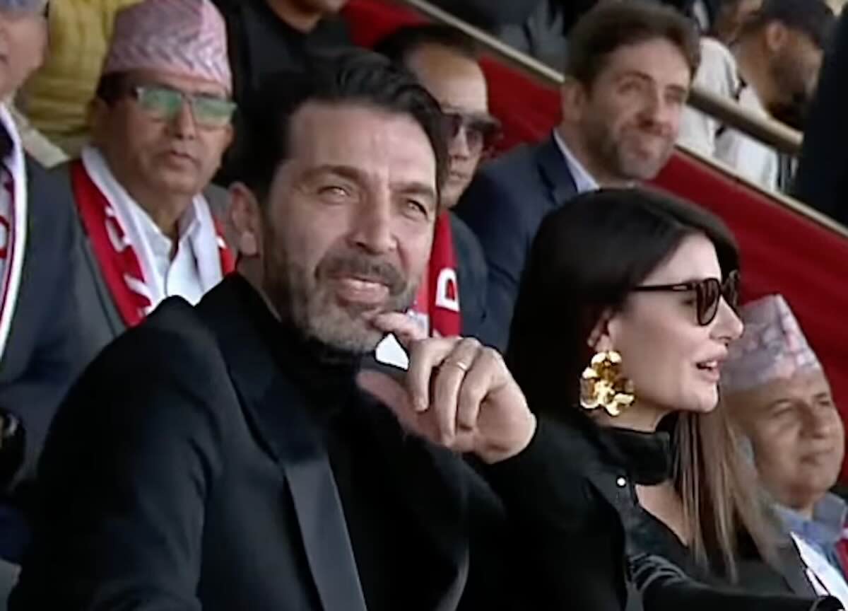 Gigi Buffon e Ilaria D'Amico in Nepal