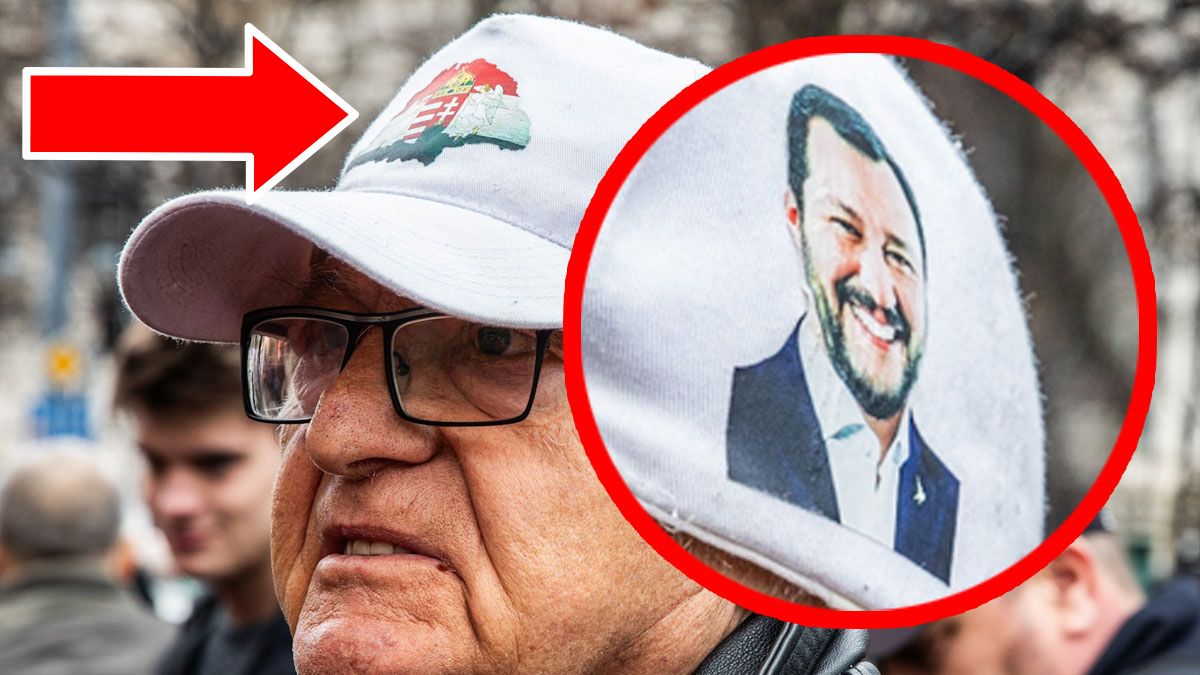 Il curioso cappellino con Matteo Salvini alla manifestazione pro Orban