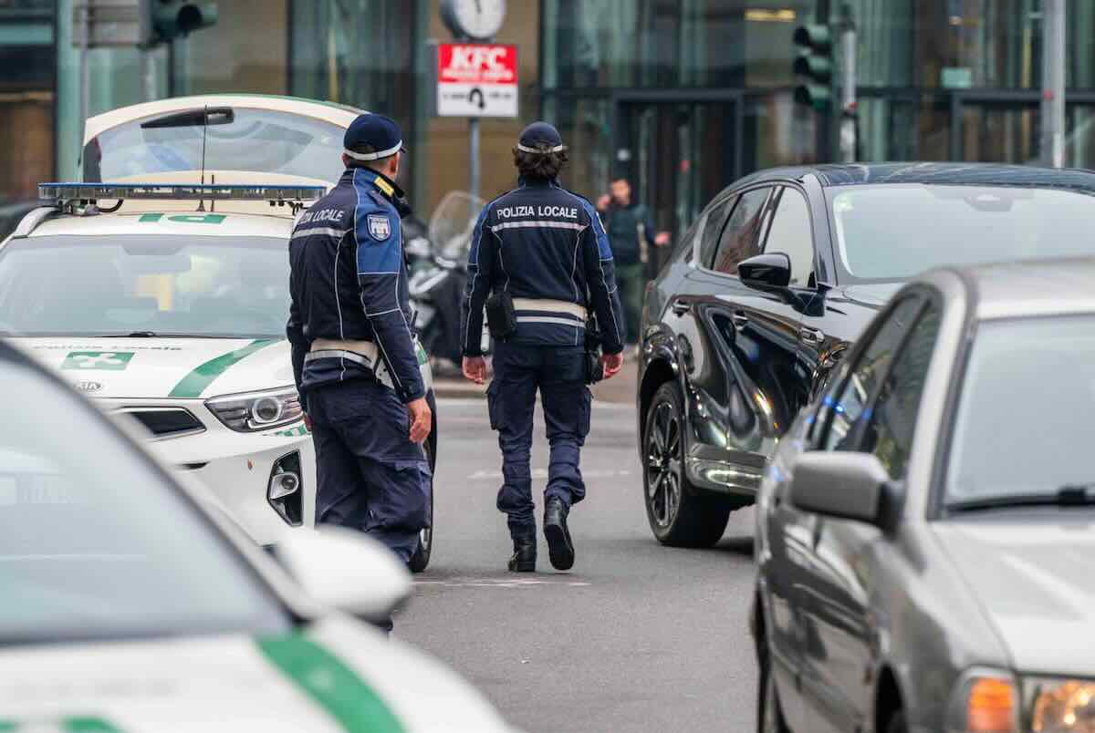 Polizia locale posto di blocco