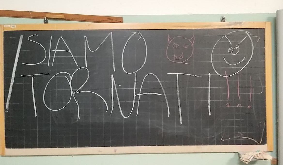 riva garda scuola vandalizzata