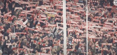 Tifosi Bayern Monaco cantano Montagne verdi