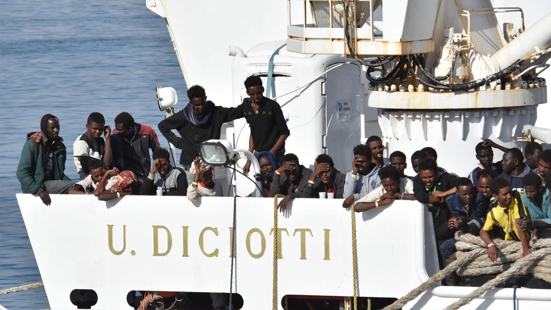 https://static.open.online/wp-content/uploads/2025/03/sentenza-cassazione-diciotti-risarcimenti-migranti.jpg