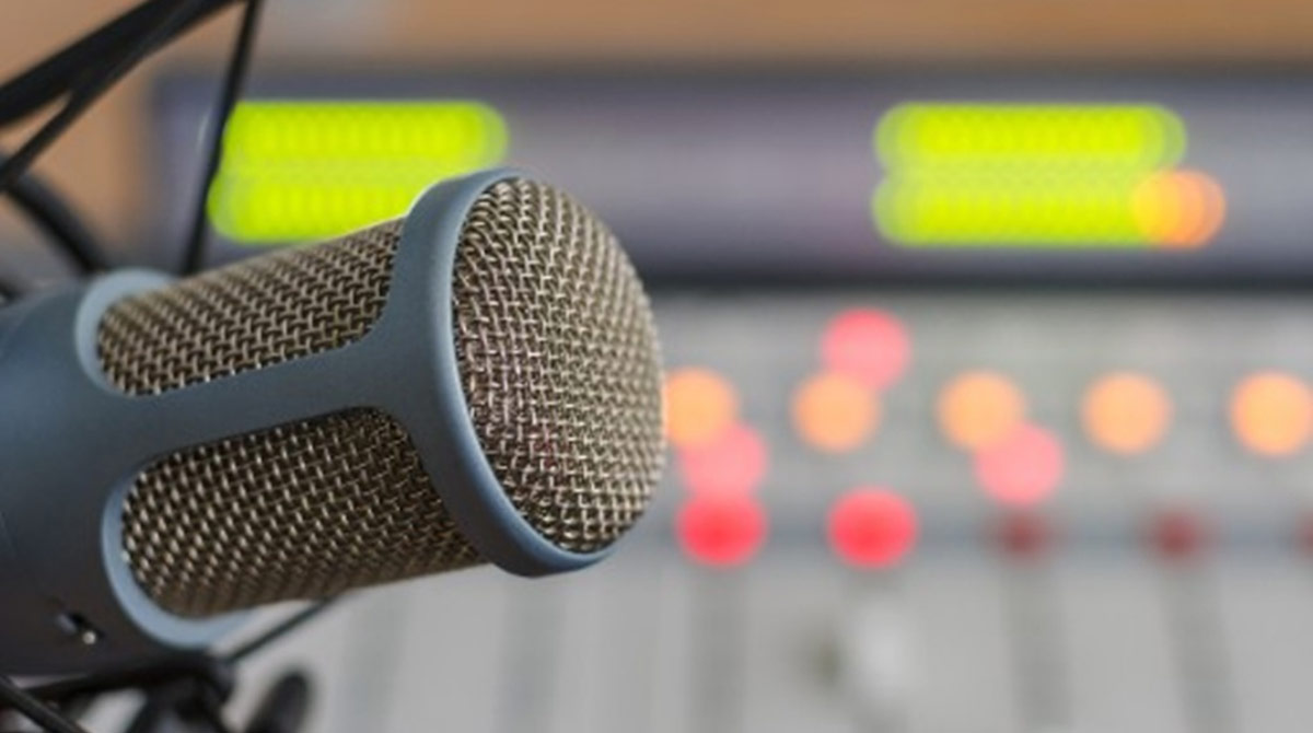speaker radio roma stalking ammiratore segreto