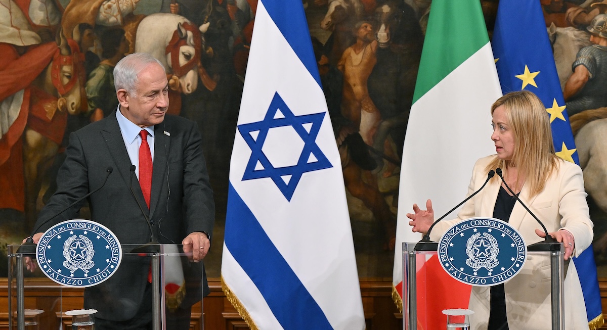 Dopo Jenin l’Italia alza la voce con Israele: «Fermi la guerra a Gaza, faccia entrare immediatamente massicci aiuti» Dopo Jenin l’Italia alza la voce con Israele: «Fermi la guerra a Gaza, faccia entrare immediatamente massicci aiuti»