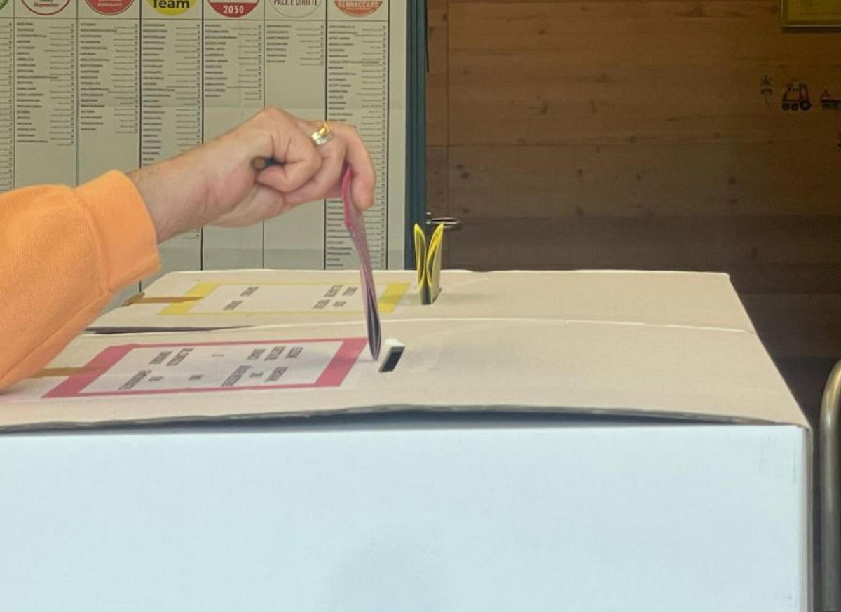 Elezioni comunali 25 e 26 maggio: come funziona il voto domiciliare e chi può usufruirne Elezioni comunali 25 e 26 maggio: come funziona il voto domiciliare e chi può usufruirne