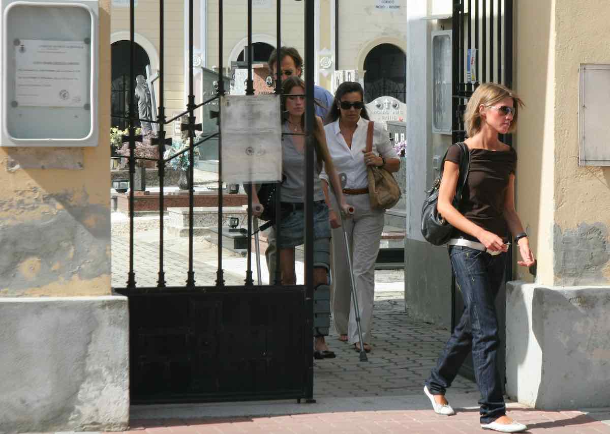 spunta una nuova testimone di garlasco le confidenze di stefania cappa devono vedermi che vado al cimitero gli insulti a chiara poggi