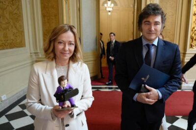 giorgia meloni premier regali