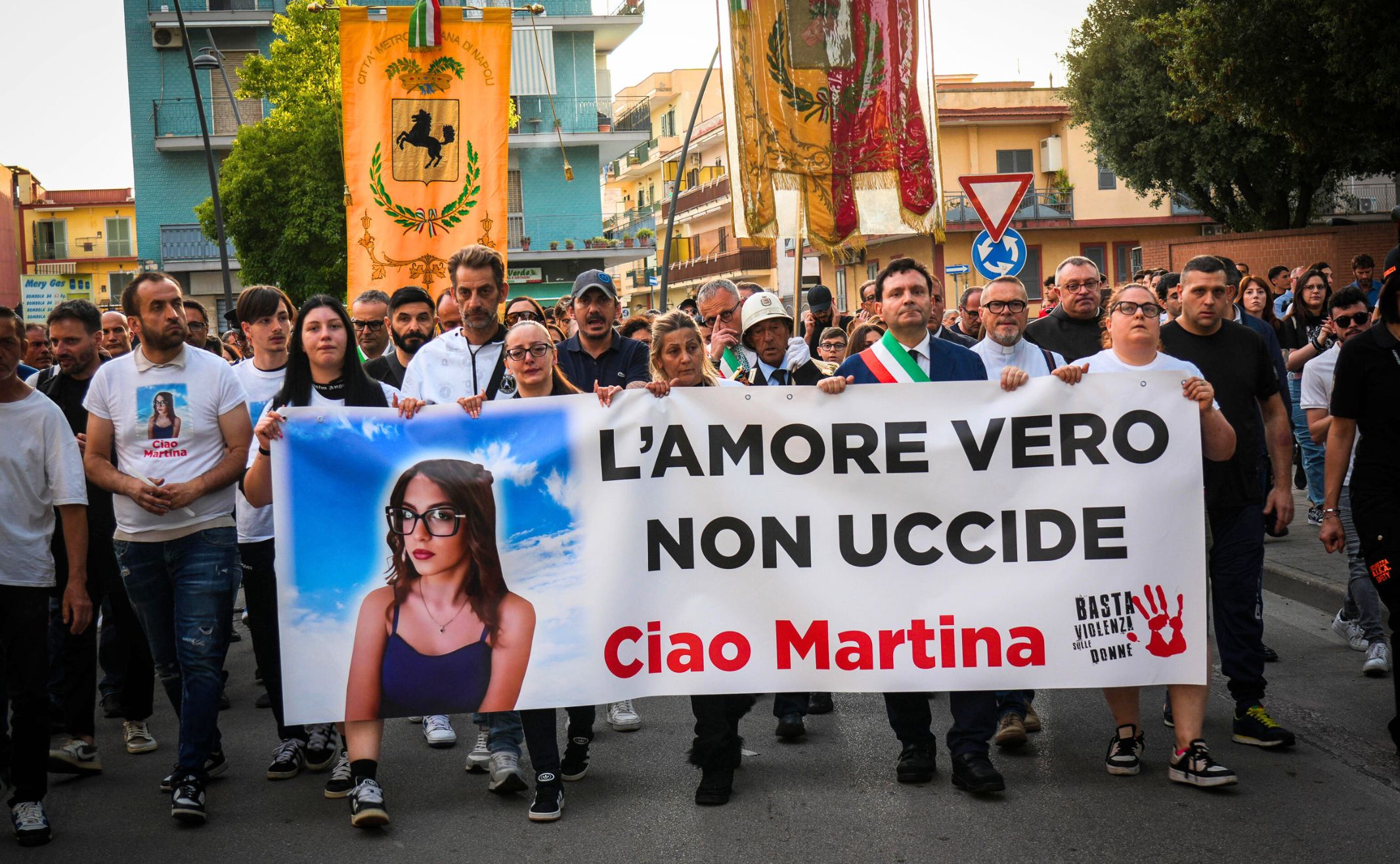 Femminicidio Martina Carbonaro, la sua prof: «Come docente mi sento tradita. Trasformerò il dolore in impegno» Femminicidio Martina Carbonaro, la sua prof: «Come docente mi sento tradita. Trasformerò il dolore in impegno»