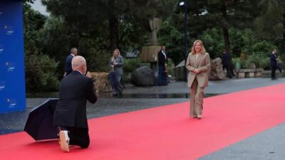 meloni rama vertice tirana in ginocchio