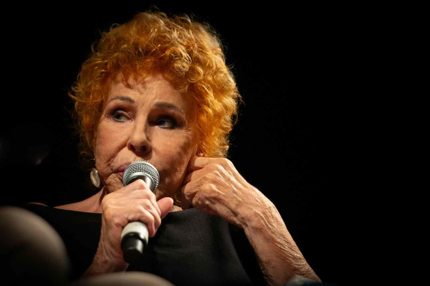 ornella vanoni sui giovani che non sono cretini ma la vita promette loro pochissimo l appello sugli psicofarmarci io non sapevo amarmi da Open.online ornella vanoni sui giovani che non sono cretini ma la vita promette loro pochissimo l appello sugli psicofarmarci io non sapevo amarmi