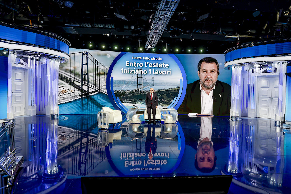 I tagli ai fondi stradali firmati da Salvini e l’amarezza dei leghisti veneti: «Si assuma le sue responsabilità» I tagli ai fondi stradali firmati da Salvini e l’amarezza dei leghisti veneti: «Si assuma le sue responsabilità»