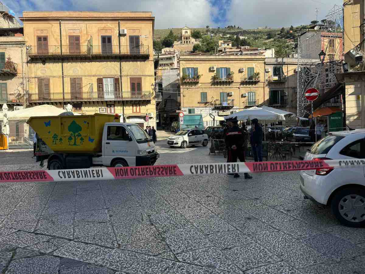 «Succederà un bordello», minacce di spedizioni punitive su Whatsapp dopo la strage di Monreale: l’allarme a Palermo