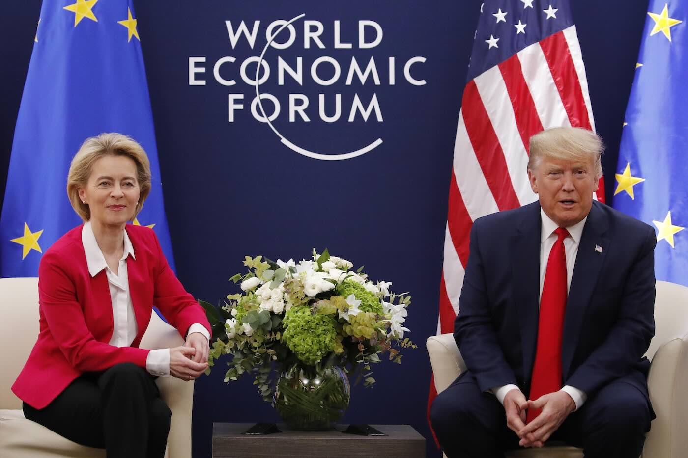 La battaglia giudiziaria sui dazi di Trump può annullare le tariffe contro la Cina ma non quelle contro l’Europa La battaglia giudiziaria sui dazi di Trump può annullare le tariffe contro la Cina ma non quelle contro l’Europa