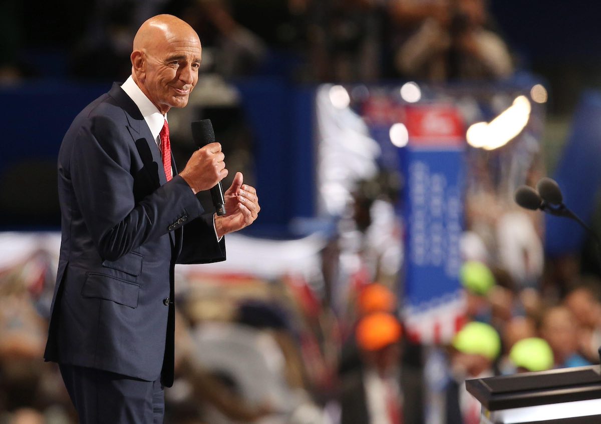 Re della Costa Smeralda ed ex proprietario del PSG: chi è Tom Barrack, l’ambasciatore Usa in Turchia che Trump invia in Siria Re della Costa Smeralda ed ex proprietario del PSG: chi è Tom Barrack, l’ambasciatore Usa in Turchia che Trump invia in Siria