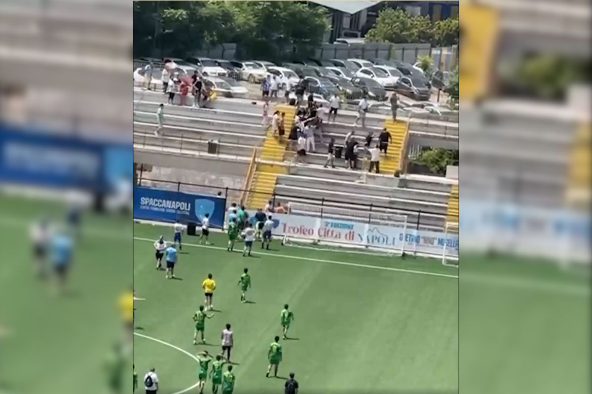 Napoli rissa under 16