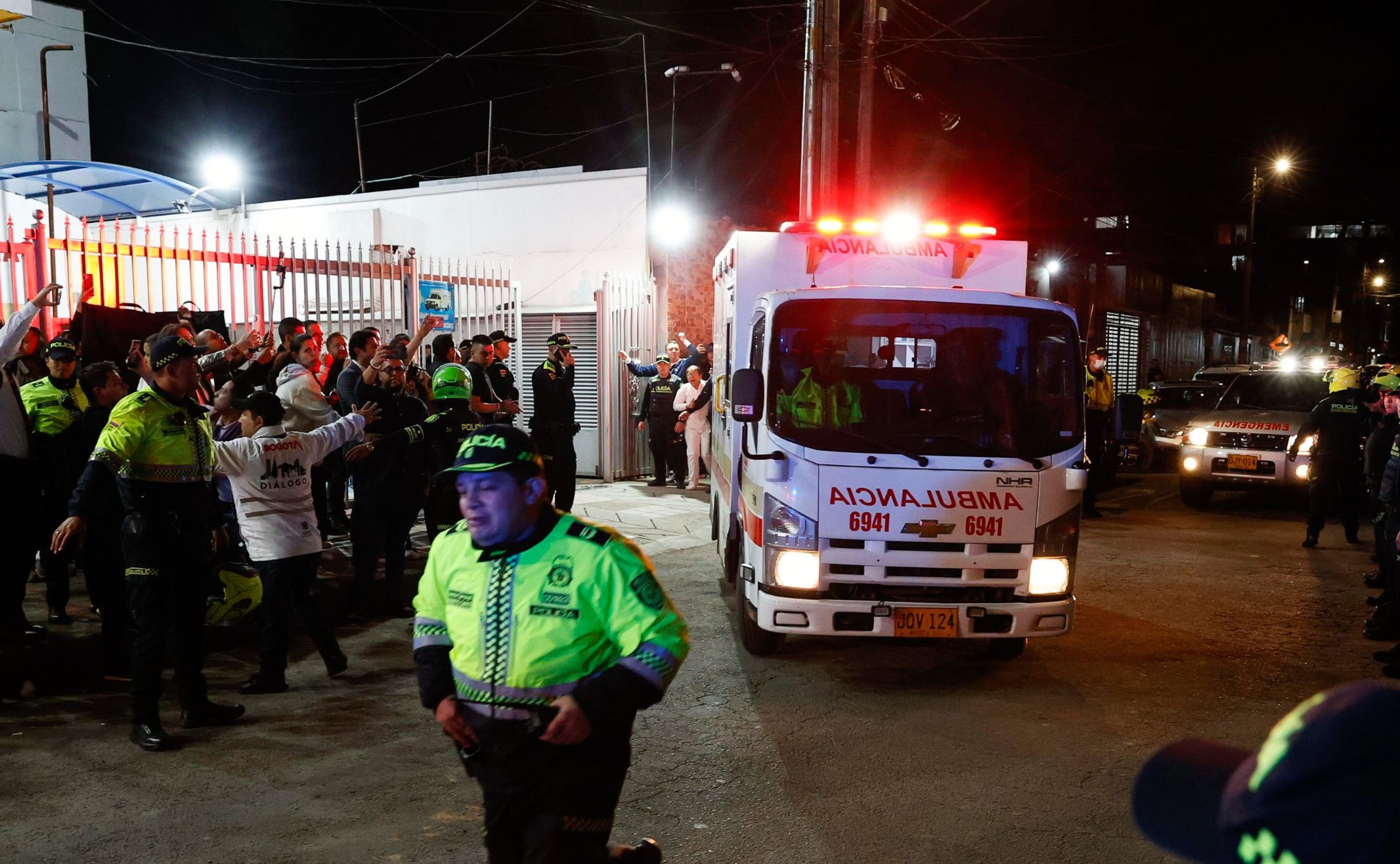 https://static.open.online/wp-content/uploads/2025/06/colombia-15enne.jpg