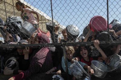 gaza-strage-centro-aiuti