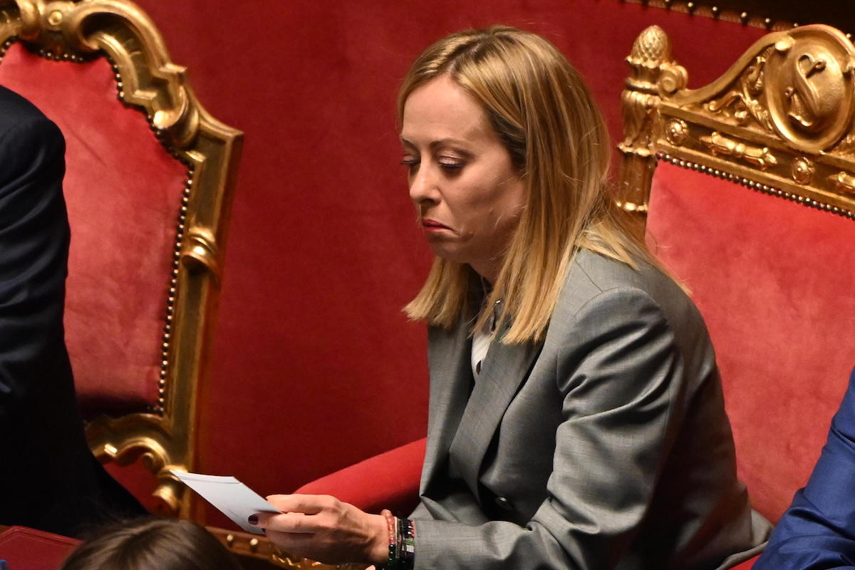 https://static.open.online/wp-content/uploads/2025/06/giorgia-meloni-senato.jpg