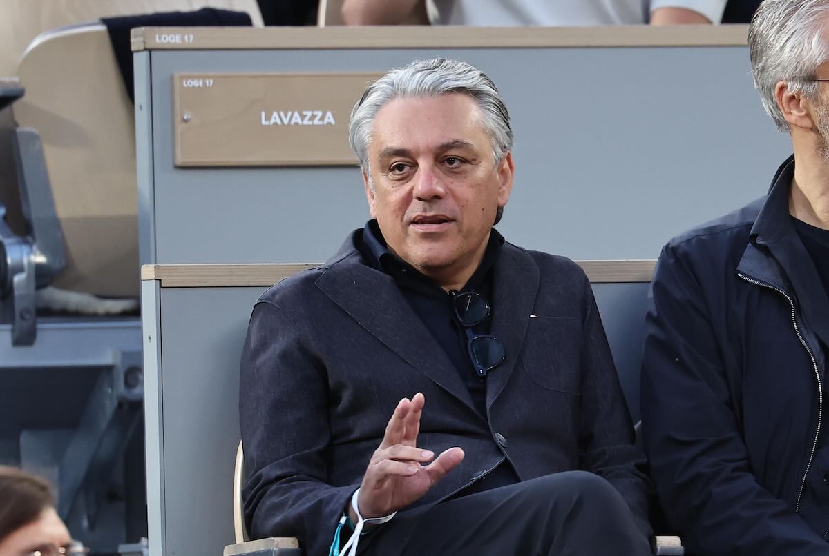 https://static.open.online/wp-content/uploads/2025/06/luca-de-meo-lascia-renault.jpeg