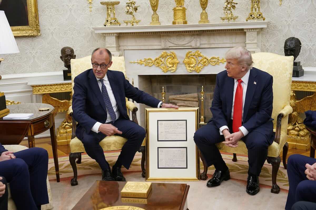 merz-trump-certificato-nonno