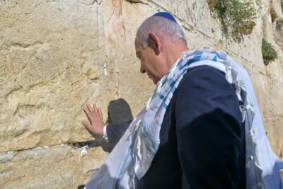 netanyahu-muro-pianto-preghiera