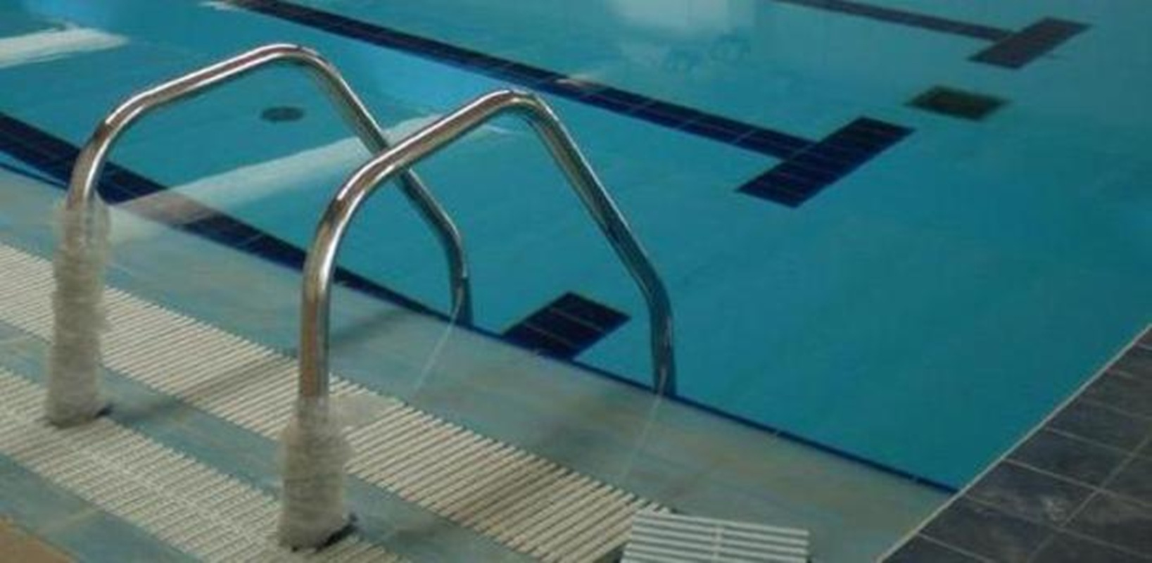 https://static.open.online/wp-content/uploads/2025/06/piscina-bambini-borghesiana.jpg