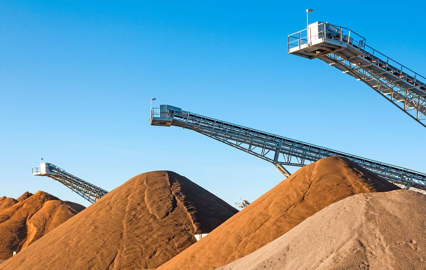 terre rare stop cina allarme industria auto